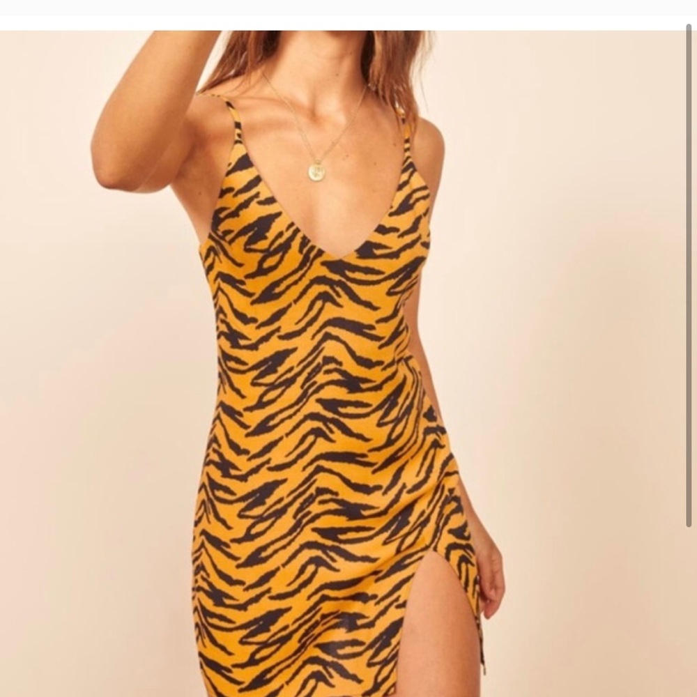Reformation Marlowe Dress in tiger print size XS Super rare perfect condition